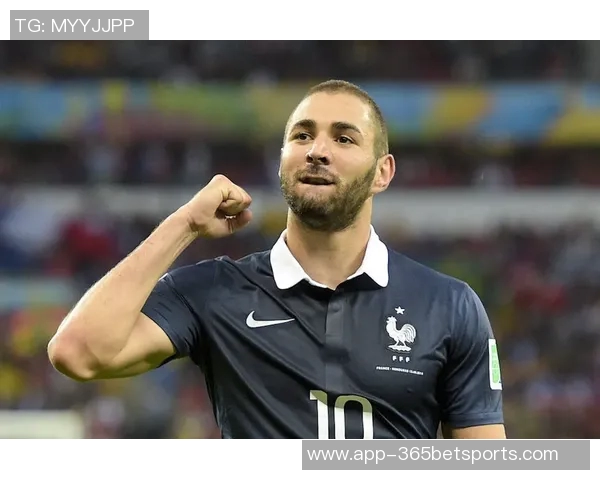 韩国队与巴西队对决海报曝光孙兴慜李刚仁维尼修斯卡塞米罗同框亮相 韩国队与巴西队对决海报曝光孙兴慜李刚仁维尼修斯卡塞米罗同框亮相