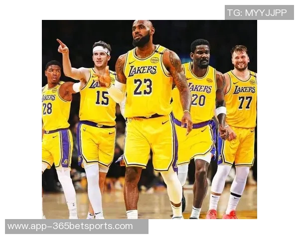 詹姆斯团队呼吁湖人谨慎安排出场时间他将缺席季前赛首战 詹姆斯团队呼吁湖人谨慎安排出场时间他将缺席季前赛首战