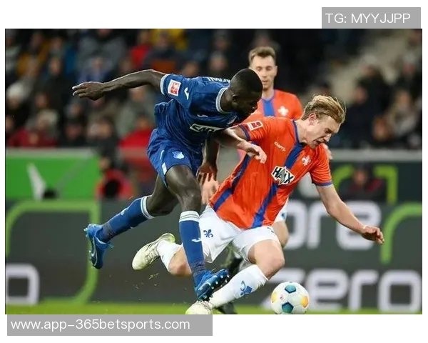 巴萨关注霍芬海姆23岁前锋阿斯拉尼本赛季表现出色进球助攻俱佳