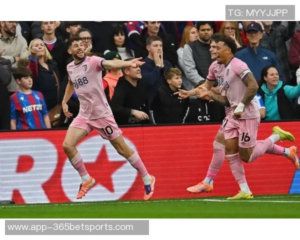 英媒分析罗杰斯或前往沙特执教水晶宫伯恩茅斯富勒姆成潜在选择 英媒分析罗杰斯或前往沙特执教水晶宫伯恩茅斯富勒姆成潜在选择