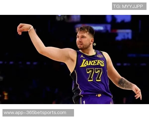 东契奇首节狂砍24分创湖人队史自科比以来单节新高 东契奇首节狂砍24分创湖人队史自科比以来单节新高