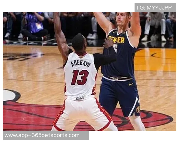 阿德巴约揭秘新进攻体系强调快速节奏与团队协作的重要性