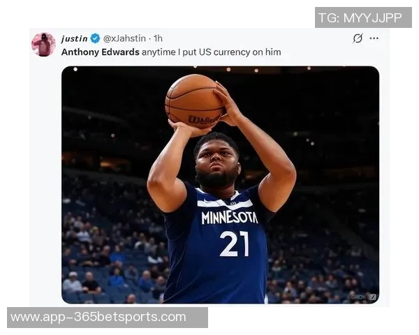 爱德华兹首节表现抢眼8投4中三分球命中率高达40贡献14分助力球队进攻