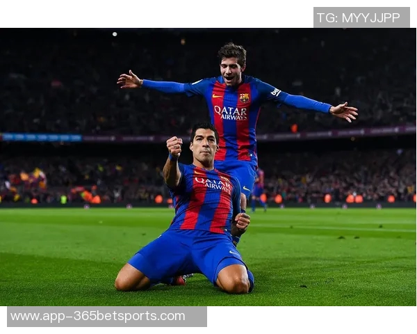 媒体报道拉扬与经纪人扎哈维合同到期巴萨仍对其保持关注